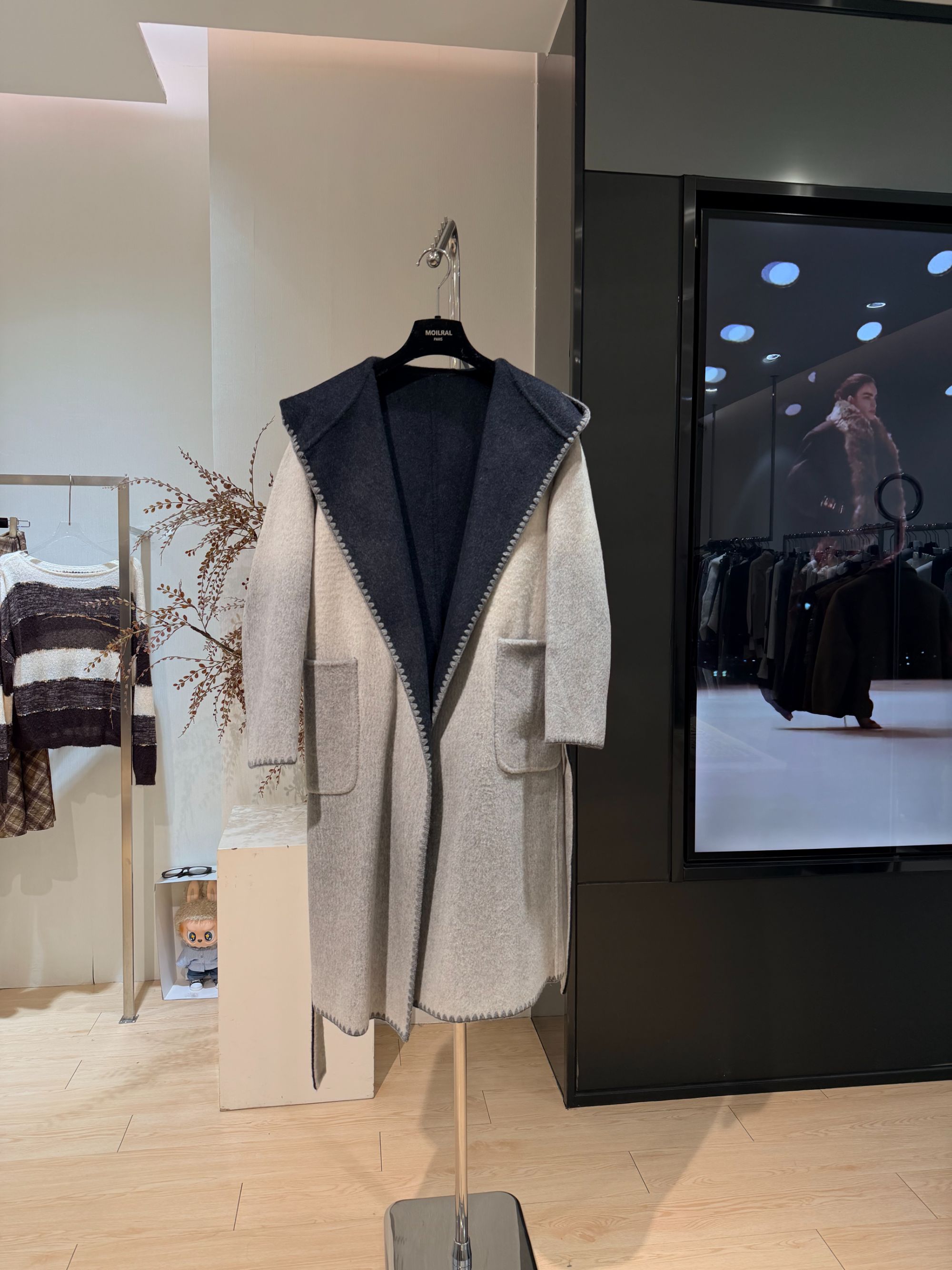 ZZ时尚百搭常规秋冬休闲双面呢连帽厚款拼接外套X1106