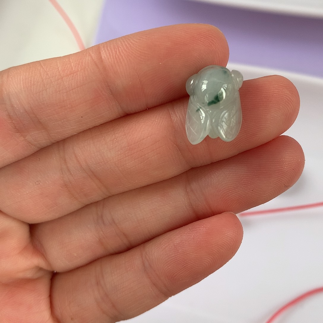 翡翠颈饰未镶嵌时***陌蝉