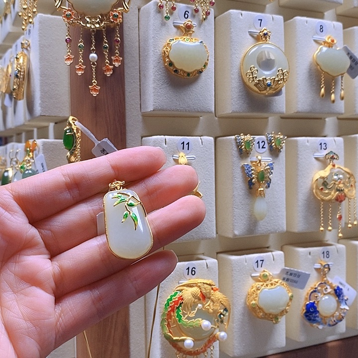 和田玉颈饰银S925镶嵌