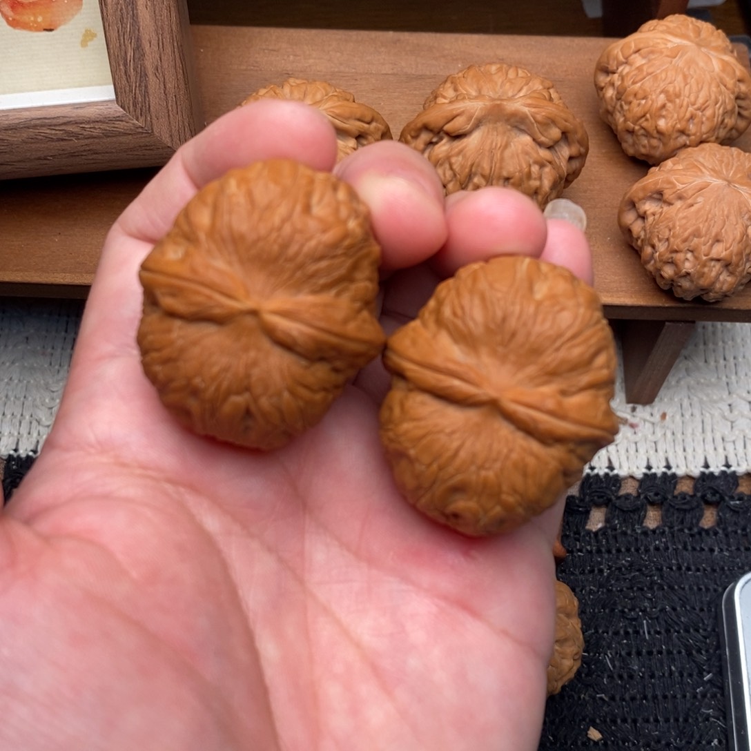 文玩核桃吊坠元宝40