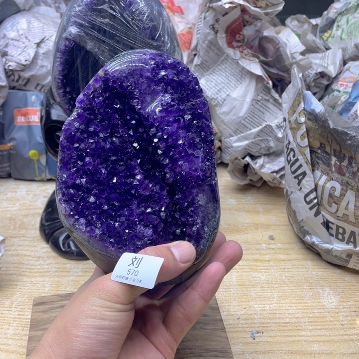 未镶嵌大型摆件（非配饰）水晶
