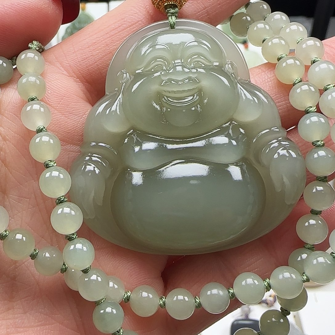 和田玉颈饰足金镶嵌50