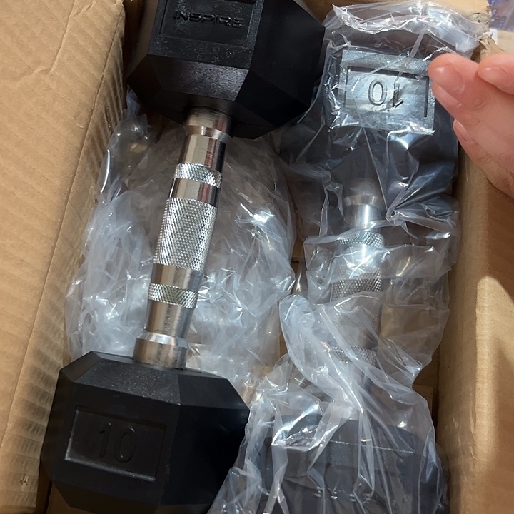 全新六角实心铁哑铃4.5公斤一对