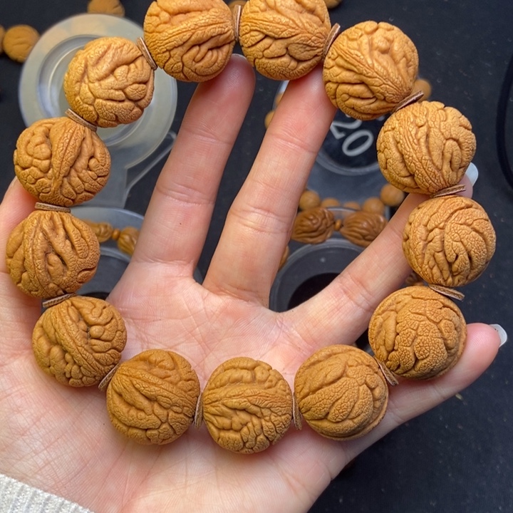 吊坠桃核秦岭龙纹桃核23尺寸