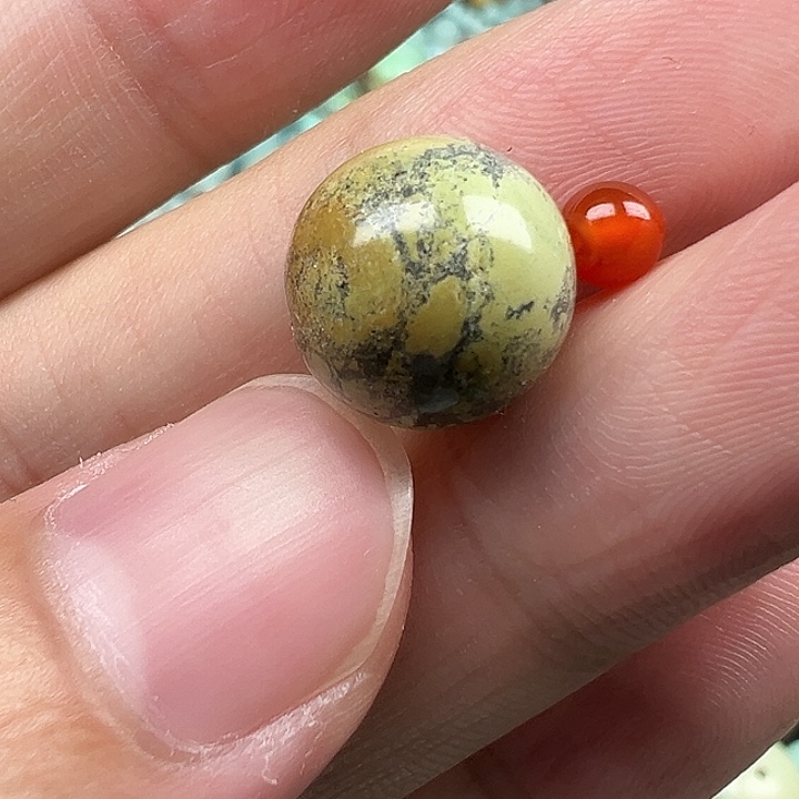 未镶嵌配饰南红玛瑙卡11.8