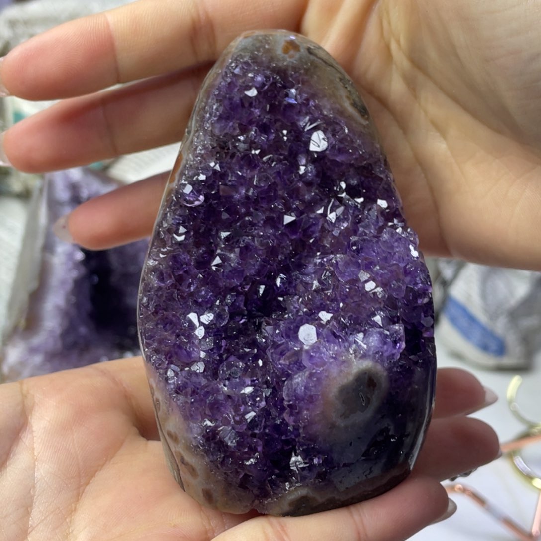 紫晶大型摆件（非配饰）未镶嵌