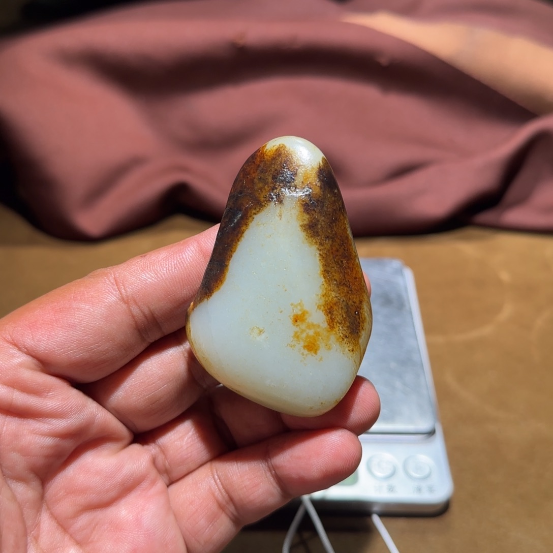 坦***若和田玉（白玉）未镶嵌颈饰订金