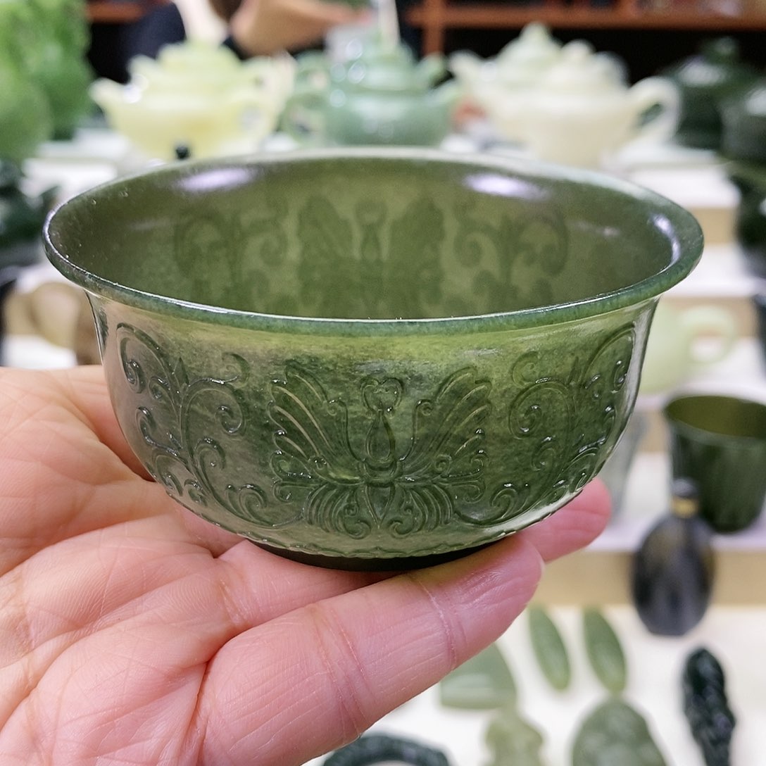 和田玉茶碗未镶嵌