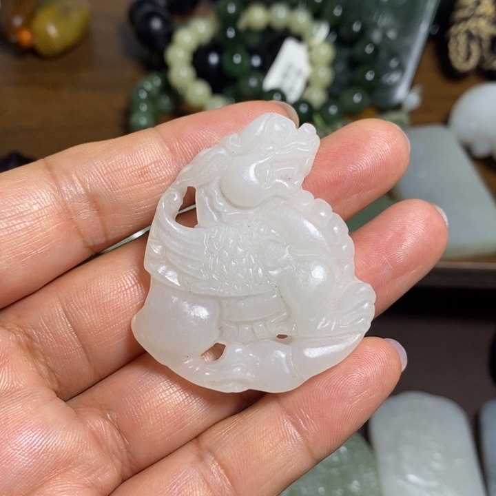 颈饰未镶嵌和田玉