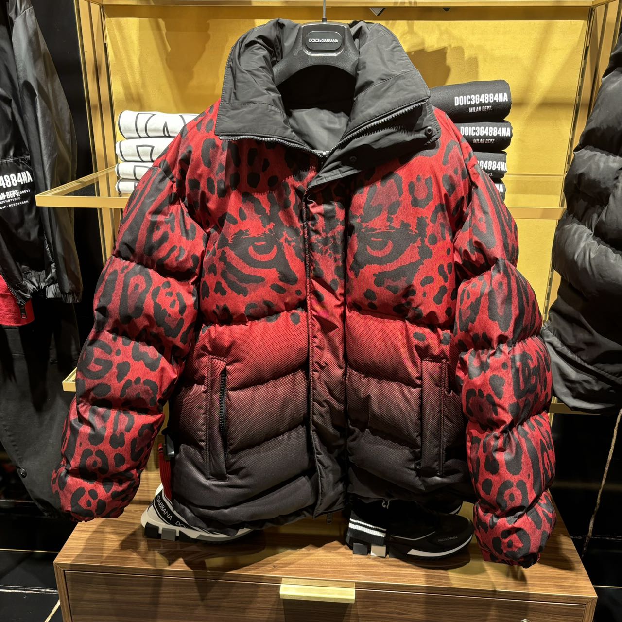 【CC在欧洲】D....G 2号折扣款 男士外套