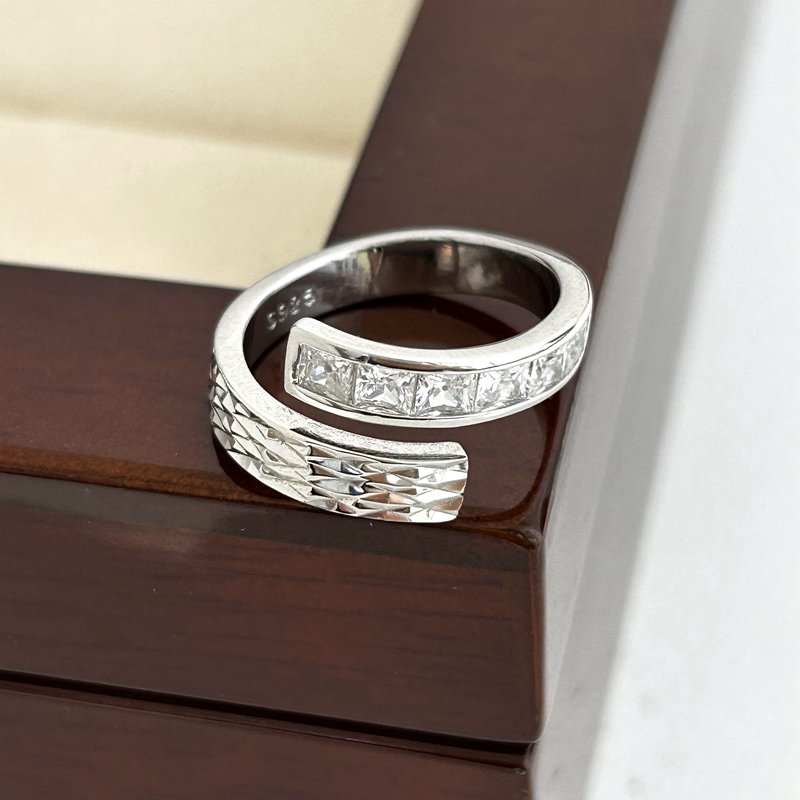 925银戒指 【交叉星芒戒指】爆闪车花戒指轻奢简约时髦2025年新款