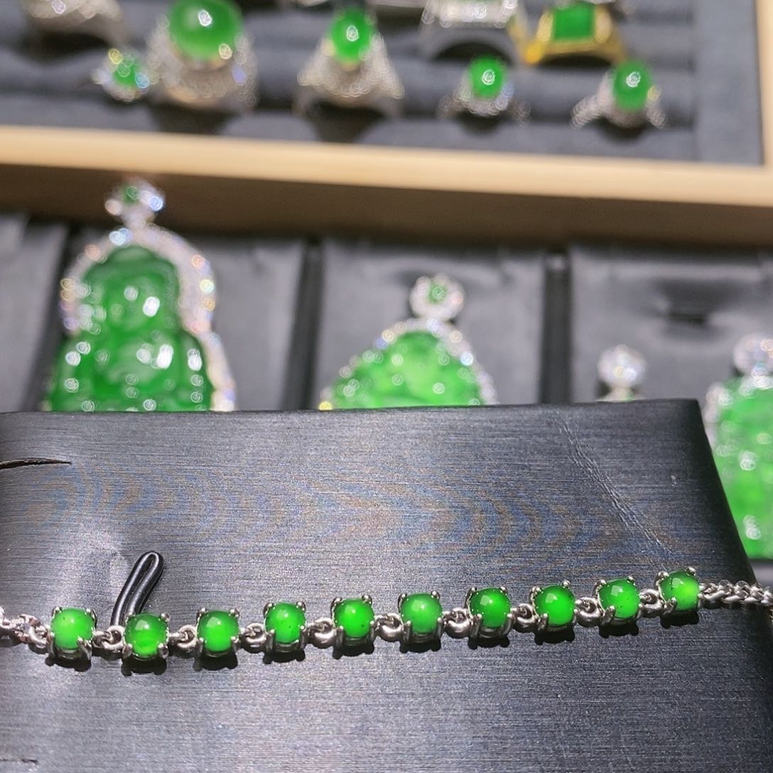 翡翠手链未镶嵌手链2