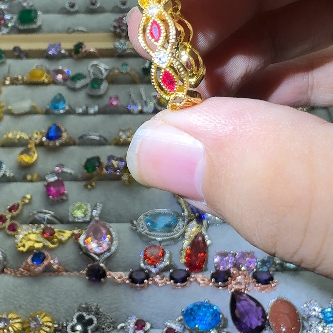 银S925镶嵌水晶戒指