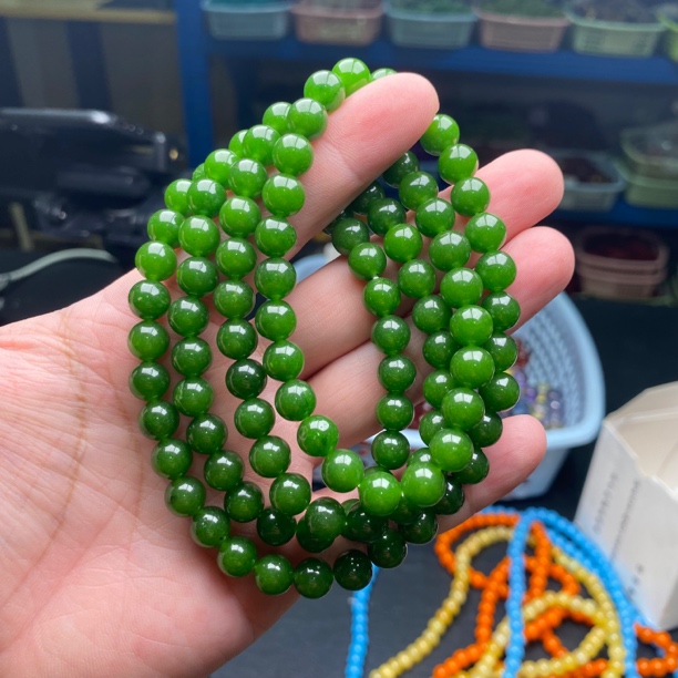 B297 卡8×108碧绿手串