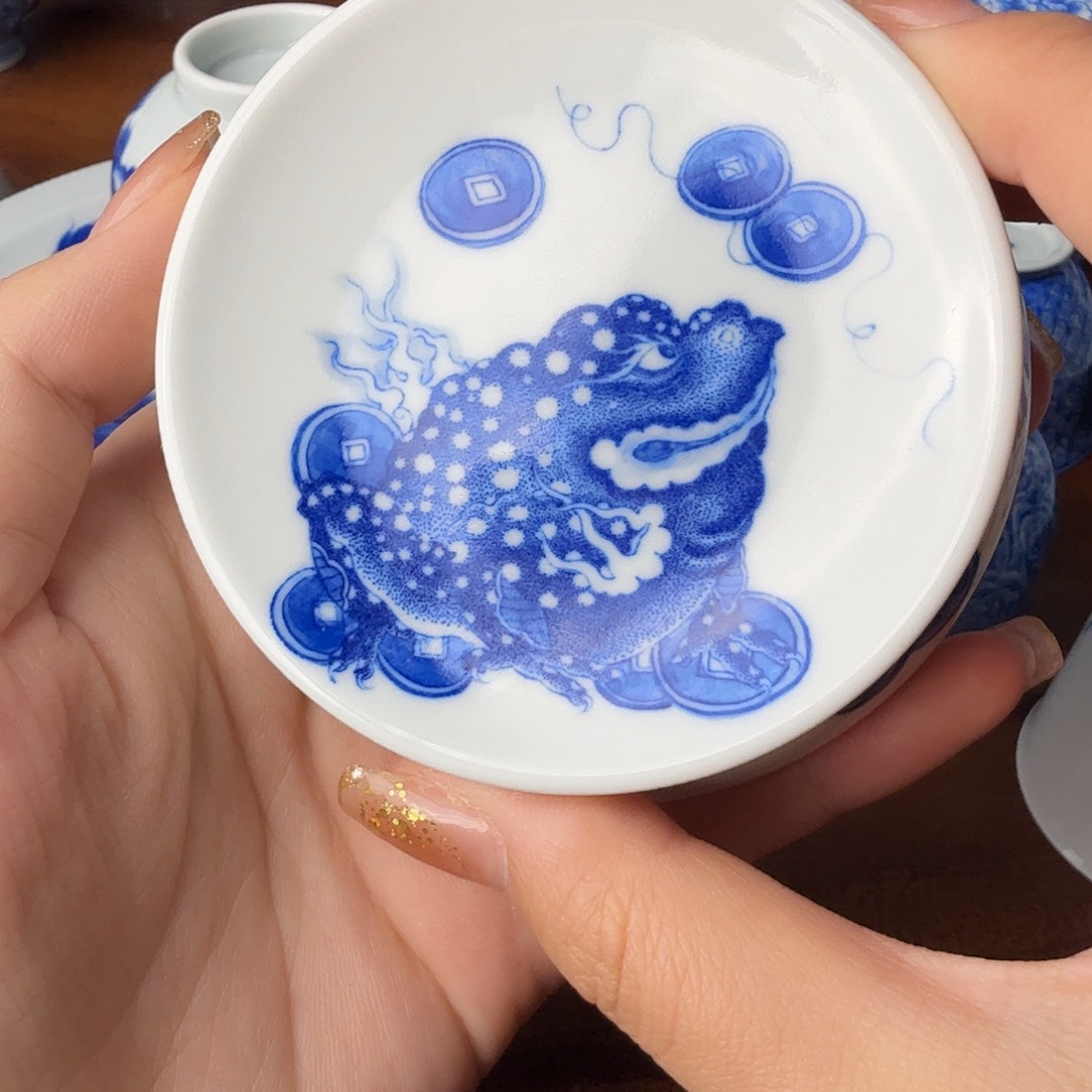 歪***鸠盉木。 金蝉盖制。  