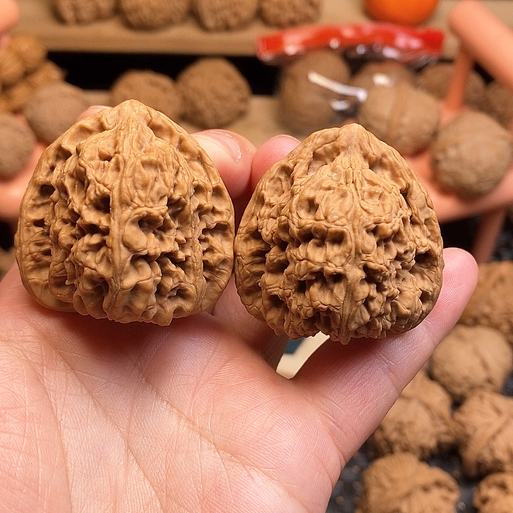 文玩核桃吊坠南疆石 39