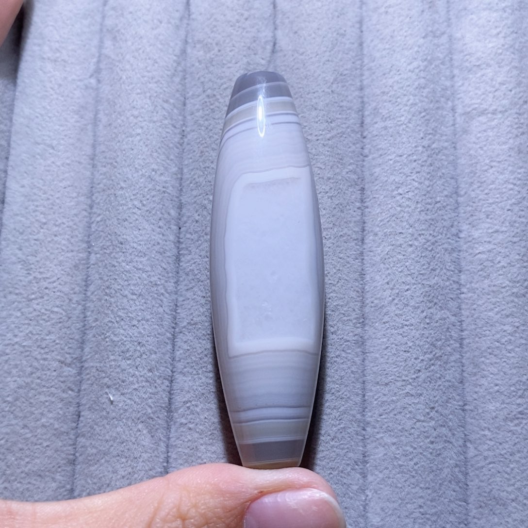 玛瑙/玉髓颈饰未镶嵌梅*瑟