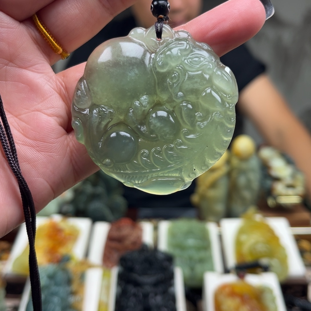 岫玉未镶嵌挂件挂件