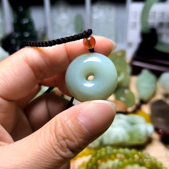 未镶嵌岫玉吊坠(不含链)