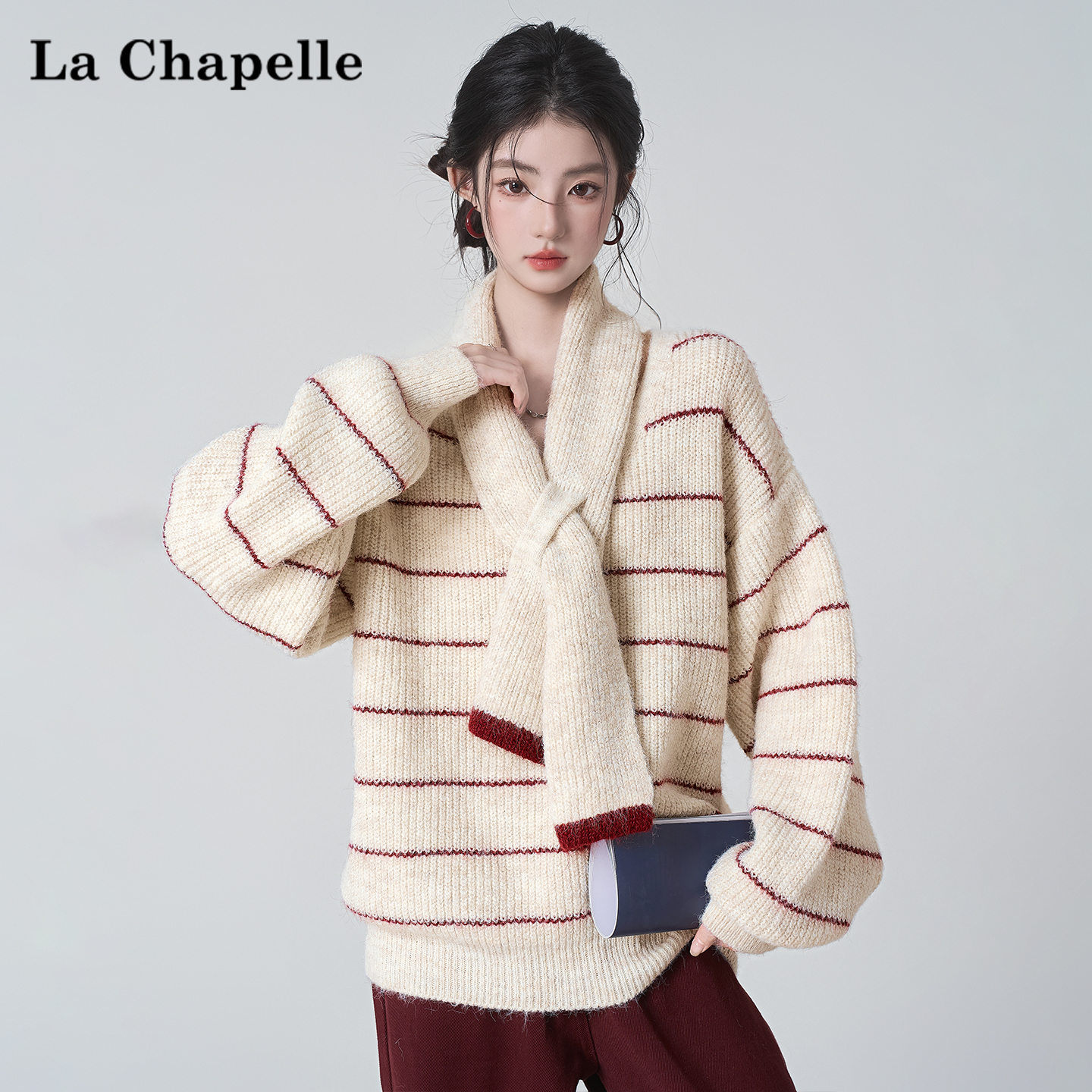 拉夏贝尔慵懒风条纹撞色套头针织衫女2025冬季软糯毛衣围巾套装潮