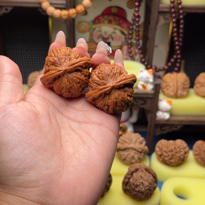 0***2木质41尺寸全品白狮子