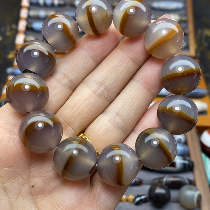 玛瑙/玉髓颈饰未镶嵌