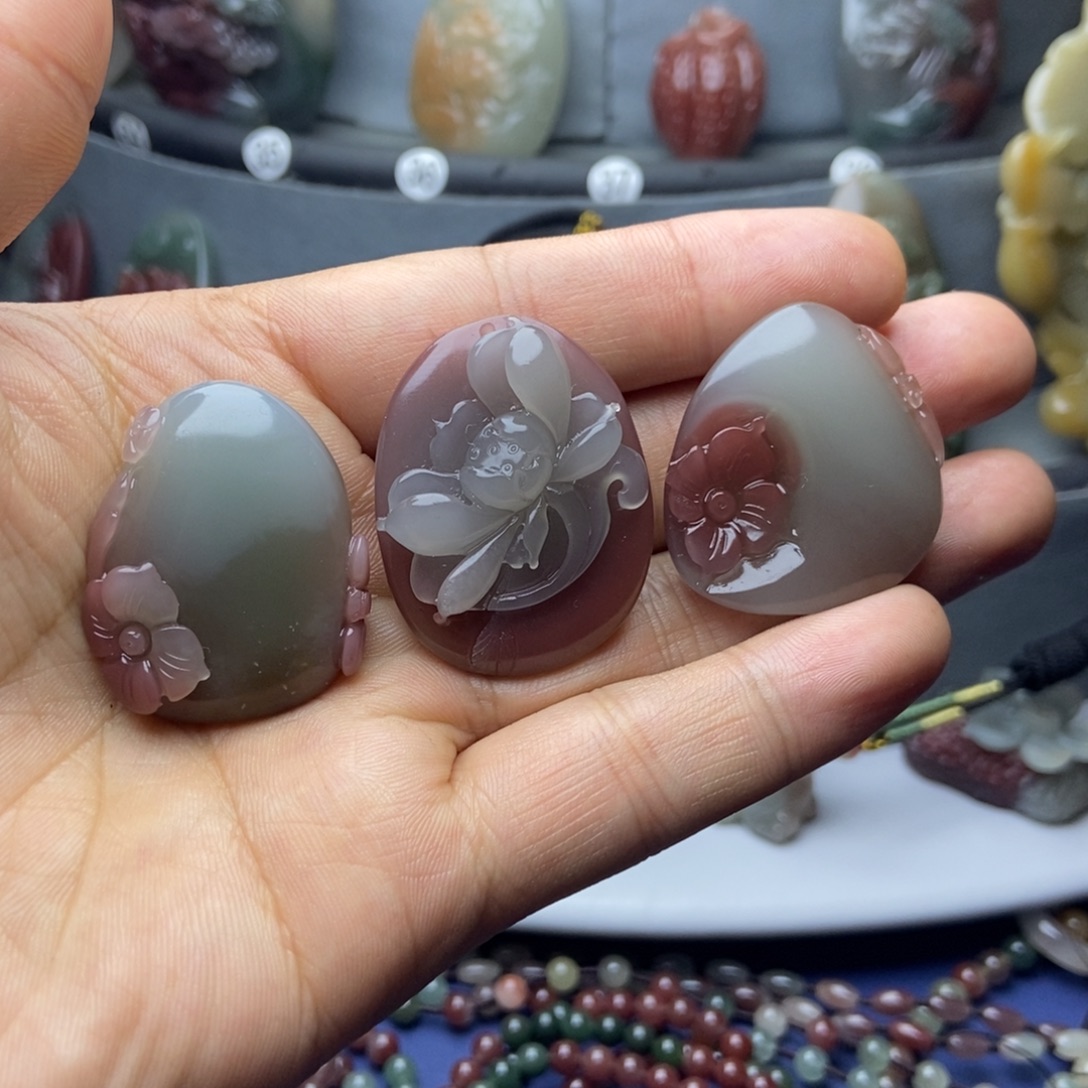 爱***天玛瑙/玉髓未镶嵌颈饰
