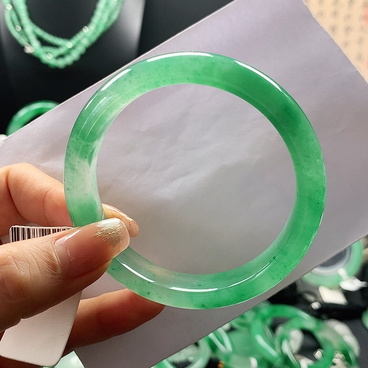 石英质玉手镯59未镶嵌