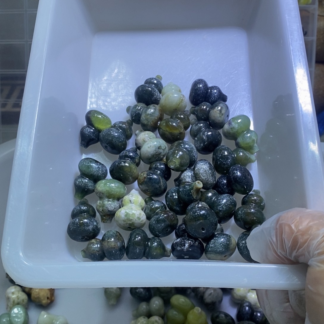 合金蛇纹石玉车挂65