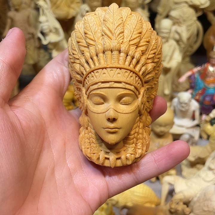 黄杨木印第安少女