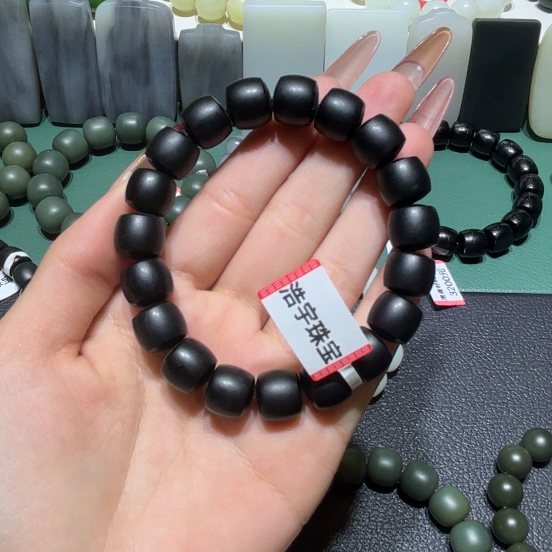 和田玉手链未镶嵌