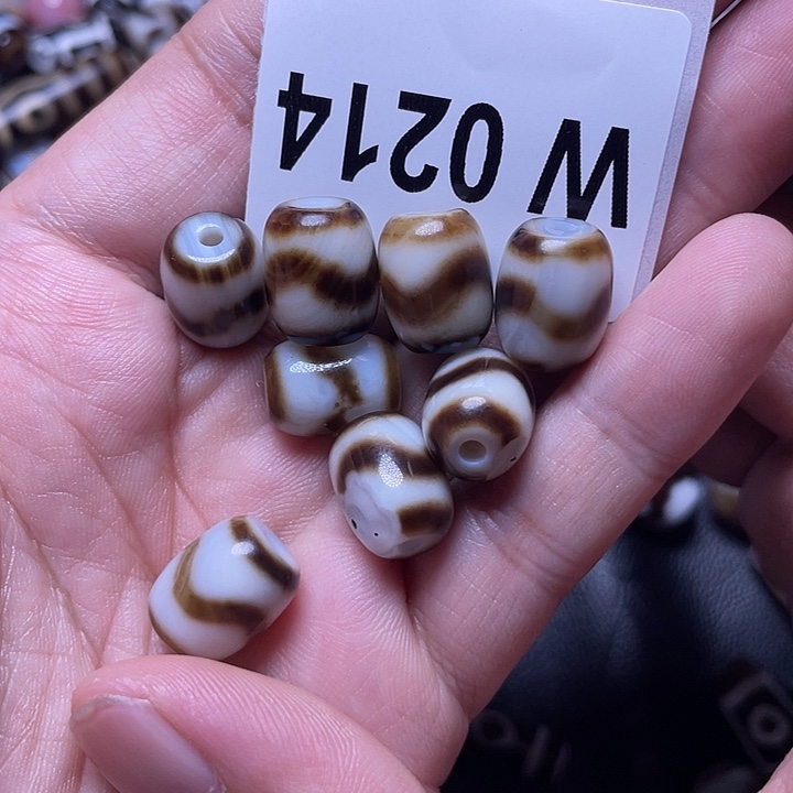 玛瑙/玉髓颈饰未镶嵌微瑕