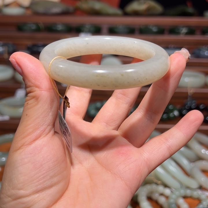 和田玉（子料）未镶嵌手镯