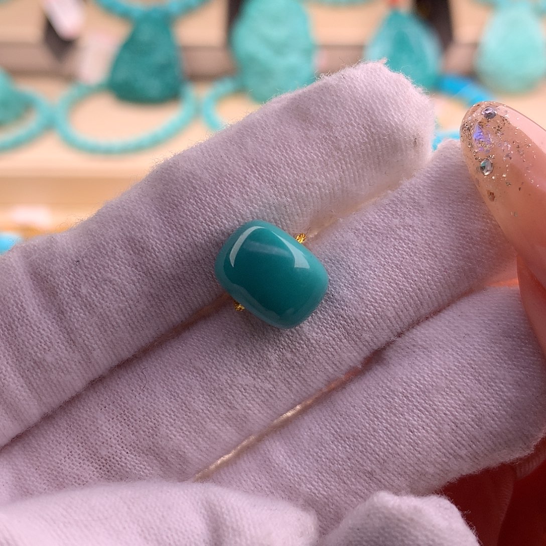 绿松石珠宝奇石未镶嵌12.3*9.1mm