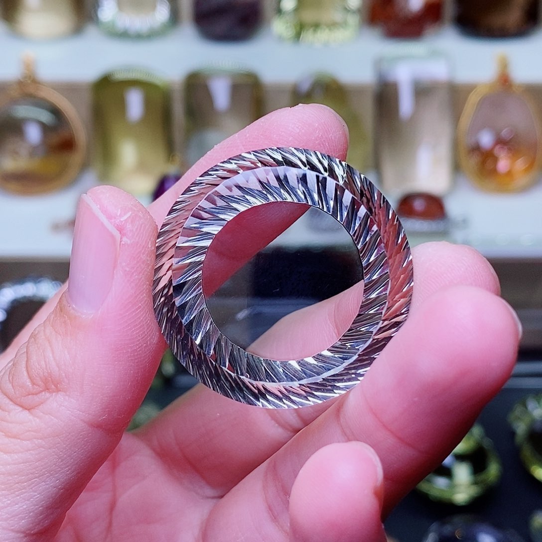 吊坠(赠链)未镶嵌水晶