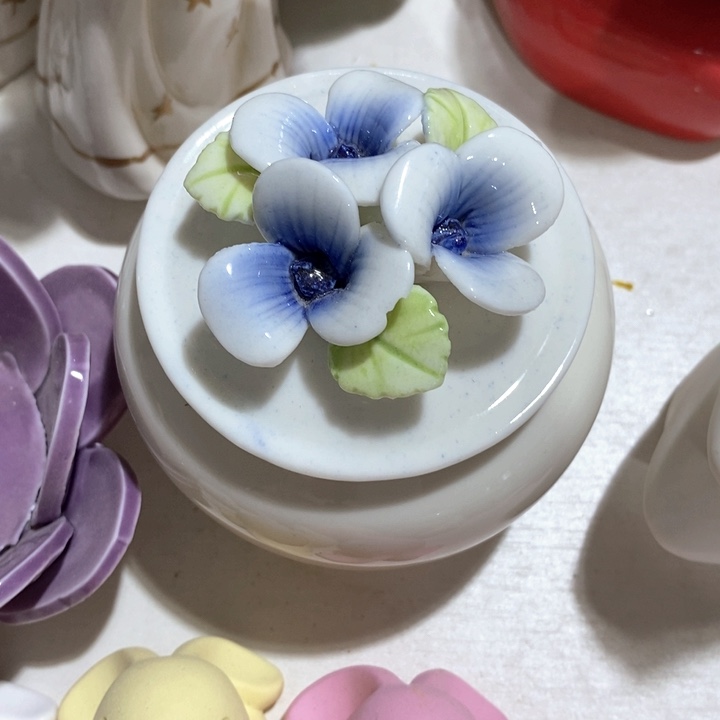 摆件陶瓷树脂材料
