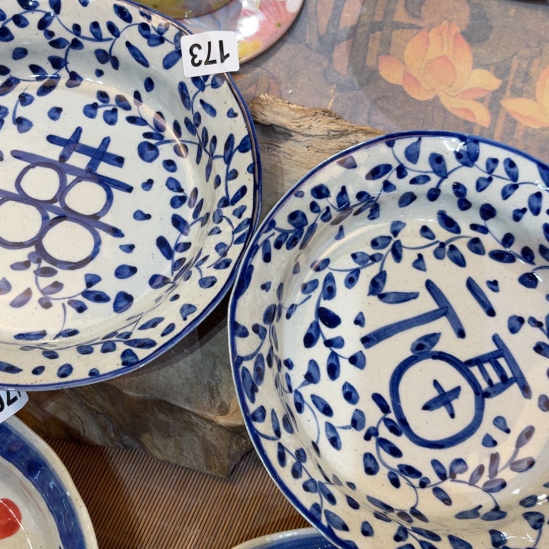 瓷片小****?景德镇手工制作