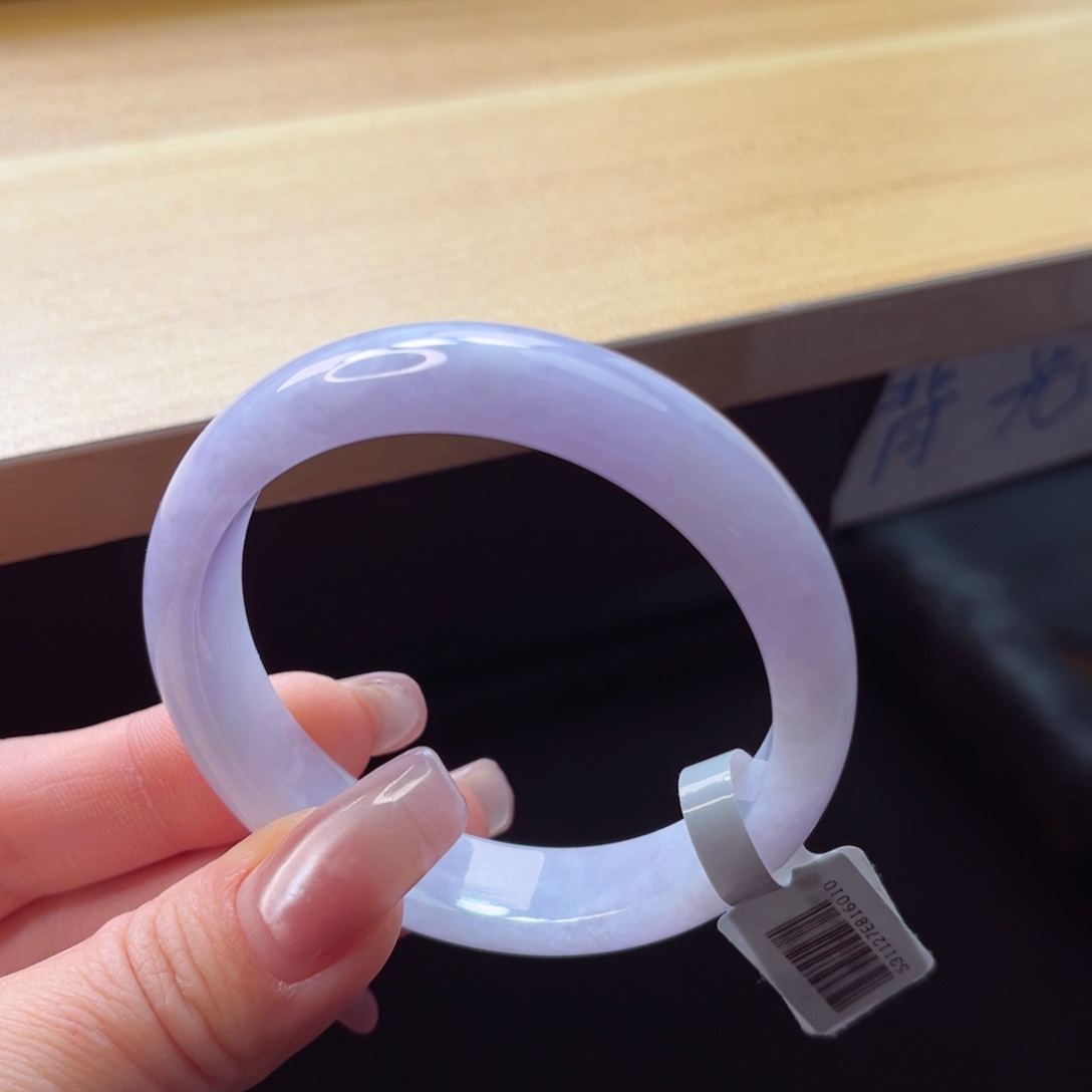 翡翠手镯未镶嵌手镯