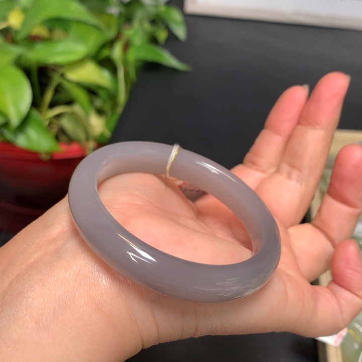 和田玉手镯未镶嵌54