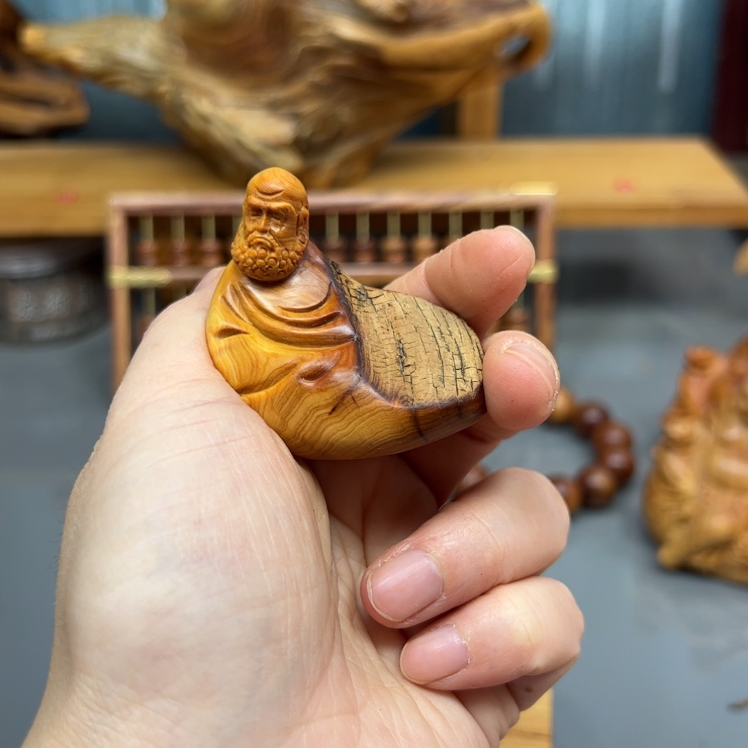 林***肆柏木崖柏木摆件手把件