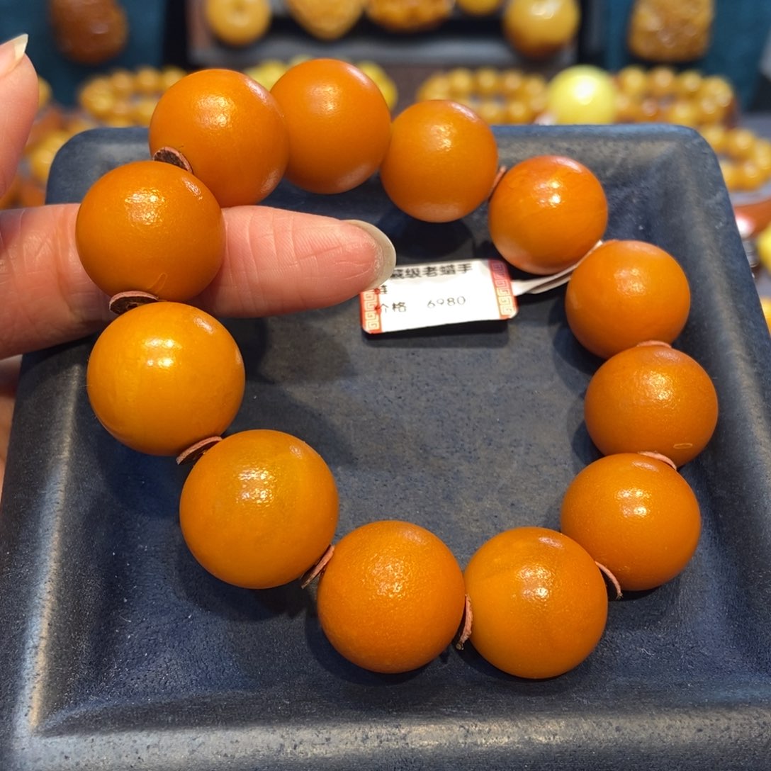 琥珀未镶嵌手链蜜蜡