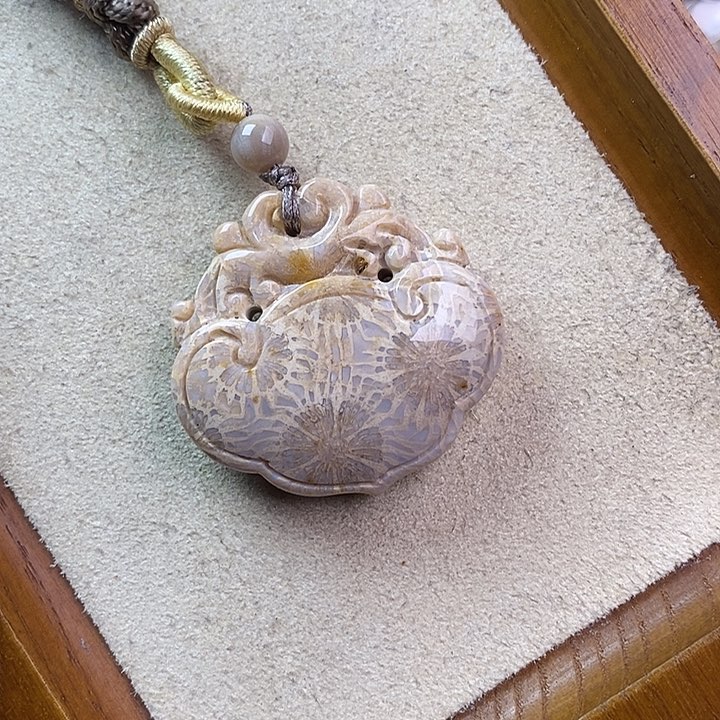 硅化玉吊坠(不含链)未镶嵌