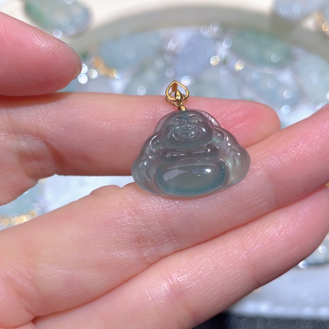 翡翠颈饰18K金镶嵌翡翠