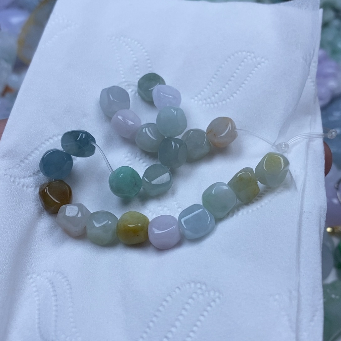 颈饰未镶嵌翡翠好**伴翡翠