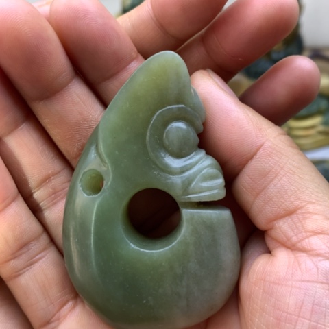 【闪购商品】未镶嵌透闪石质玉挂件