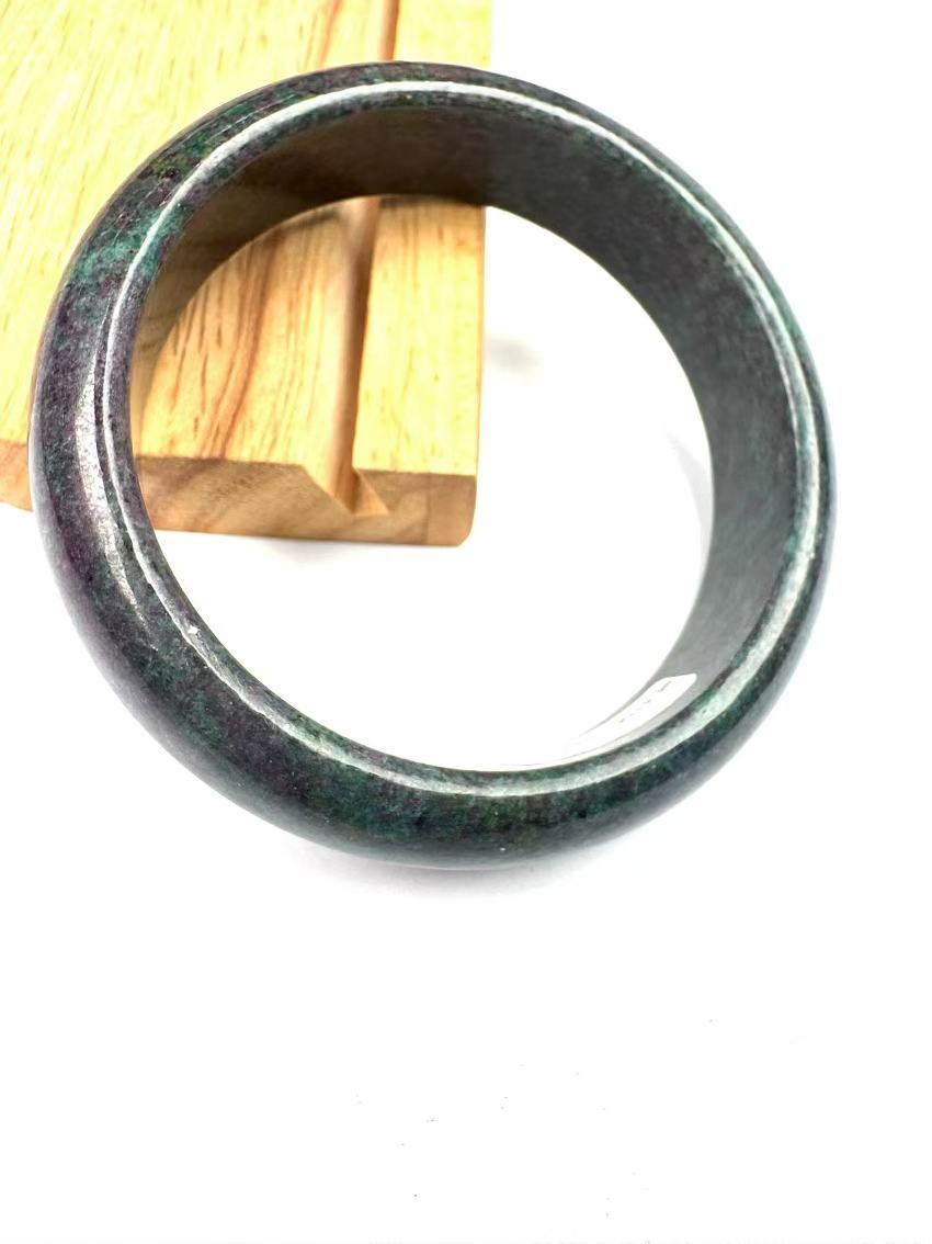 Q569精品奢华时尚款男女通戴手镯多样性发其一宽