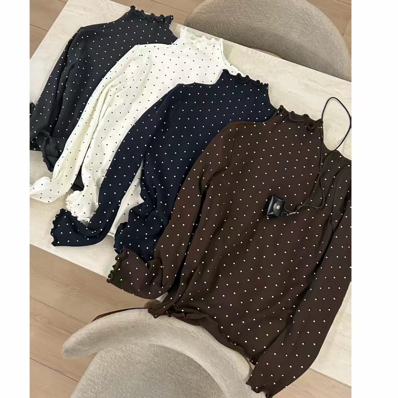 小米那 波点木耳边打底衣7253