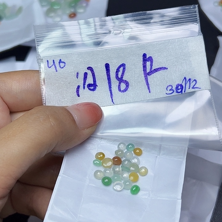 未镶嵌定制翡翠不