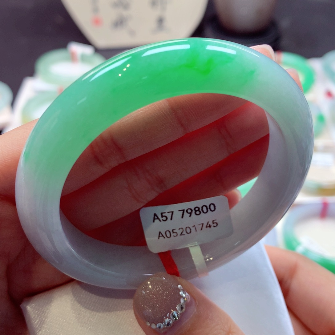 翡翠手镯未镶嵌19正圈77