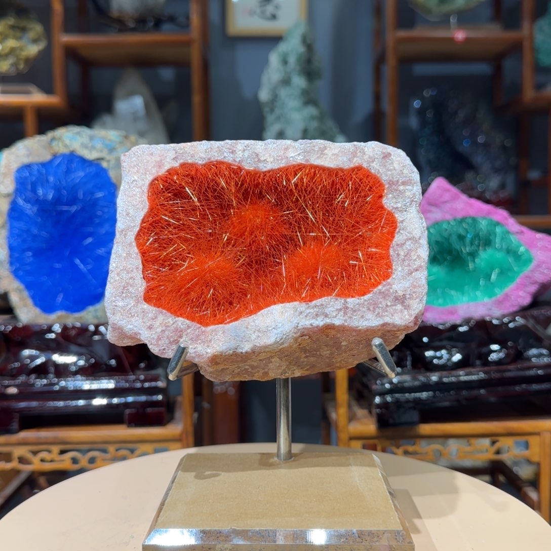 石材巴西草莓晶矿体